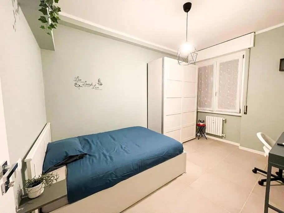 בית הארחה III - Cozy Single Room A מילאנו
